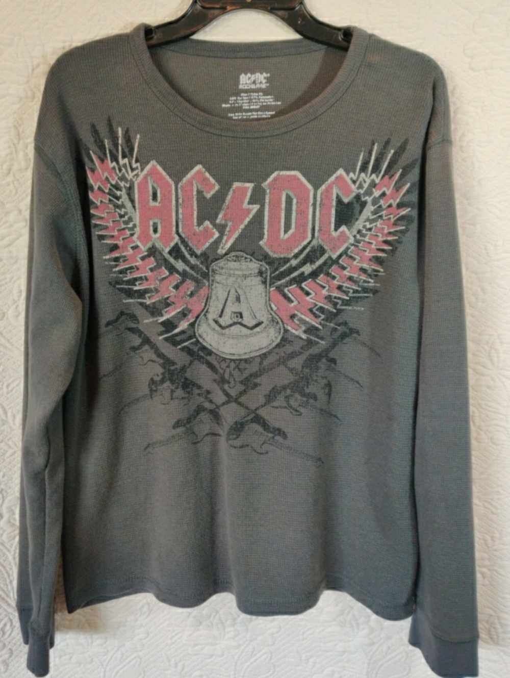 Rocawear AC/DC Rock Band Guitar Logo Long Sleeve Waffle Knit T-Shirt  2003 XL